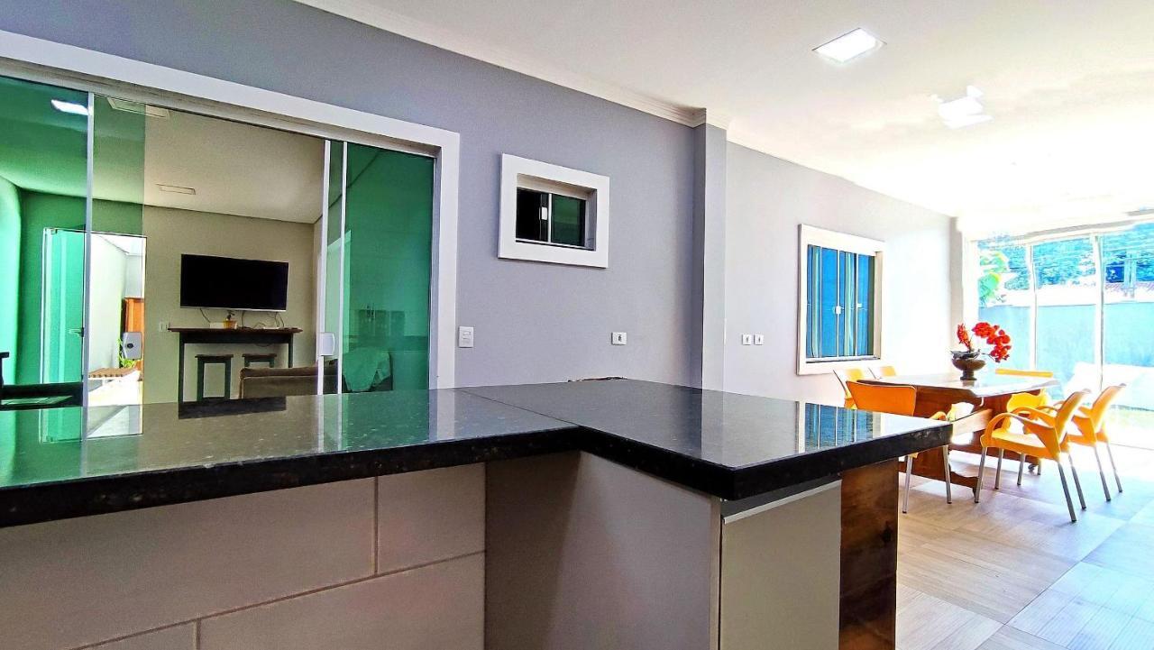Linda Casa Bairro Tranquilo Prox Cataratas Foz do Iguaçu Exterior foto