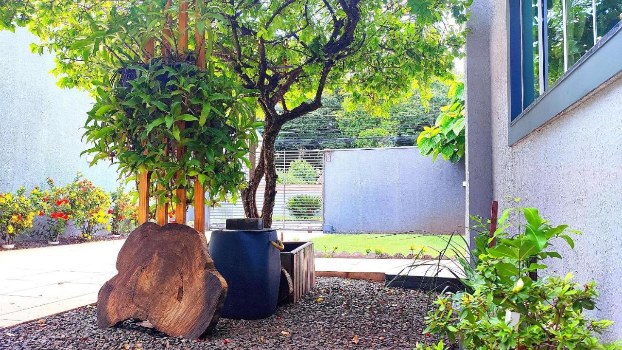 Linda Casa Bairro Tranquilo Prox Cataratas Foz do Iguaçu Exterior foto