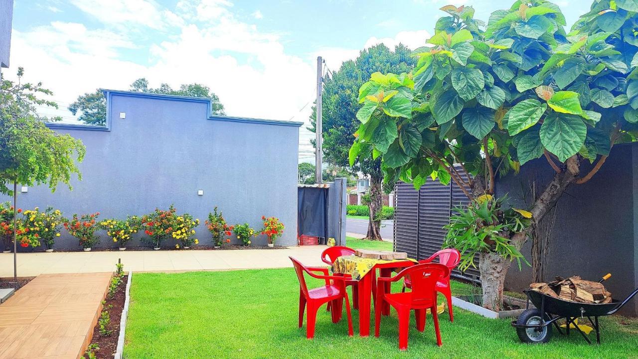 Linda Casa Bairro Tranquilo Prox Cataratas Foz do Iguaçu Exterior foto