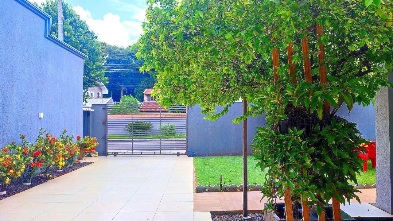 Linda Casa Bairro Tranquilo Prox Cataratas Foz do Iguaçu Exterior foto